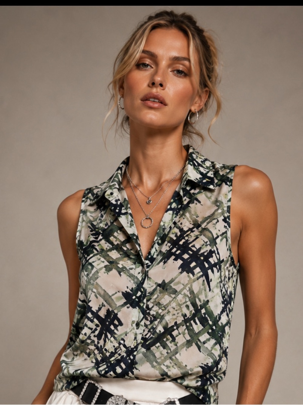 🖤5/$25 Vera wang silky Sleeveless Abstract Print Layered Blouse Blue Green White - Picture 9 of 17